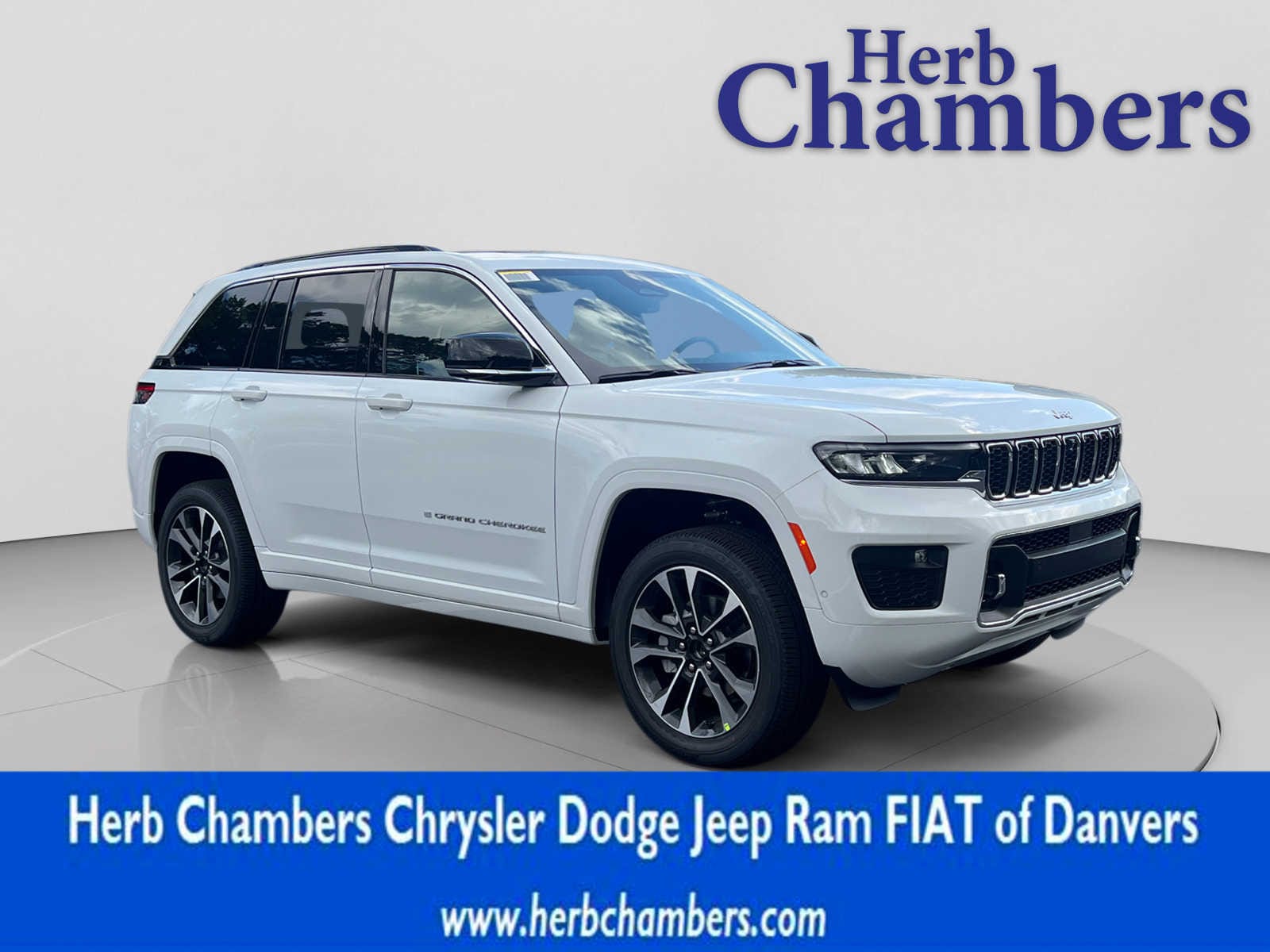 2025 Jeep Grand Cherokee Overland's photo