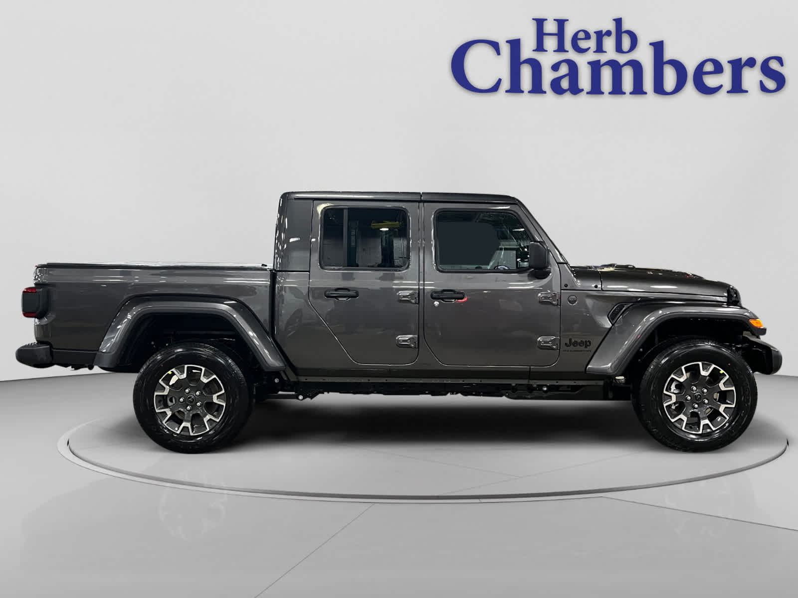 new 2026 Jeep Gladiator car, priced at $55,715