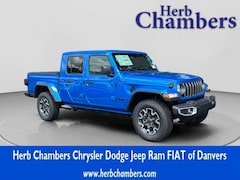 New 2025 Jeep Gladiator SPORT S 4X4 Pickup near Boston, MA