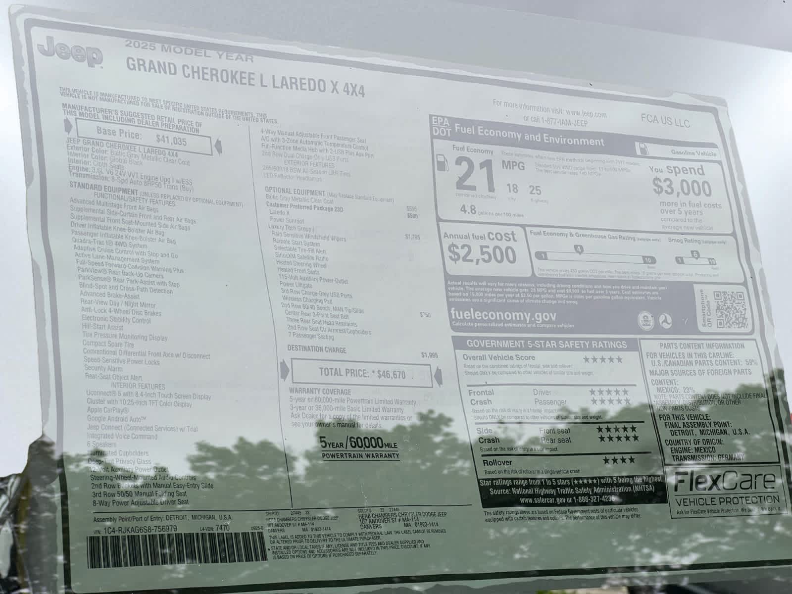 new 2025 Jeep Grand Cherokee car, priced at $43,070