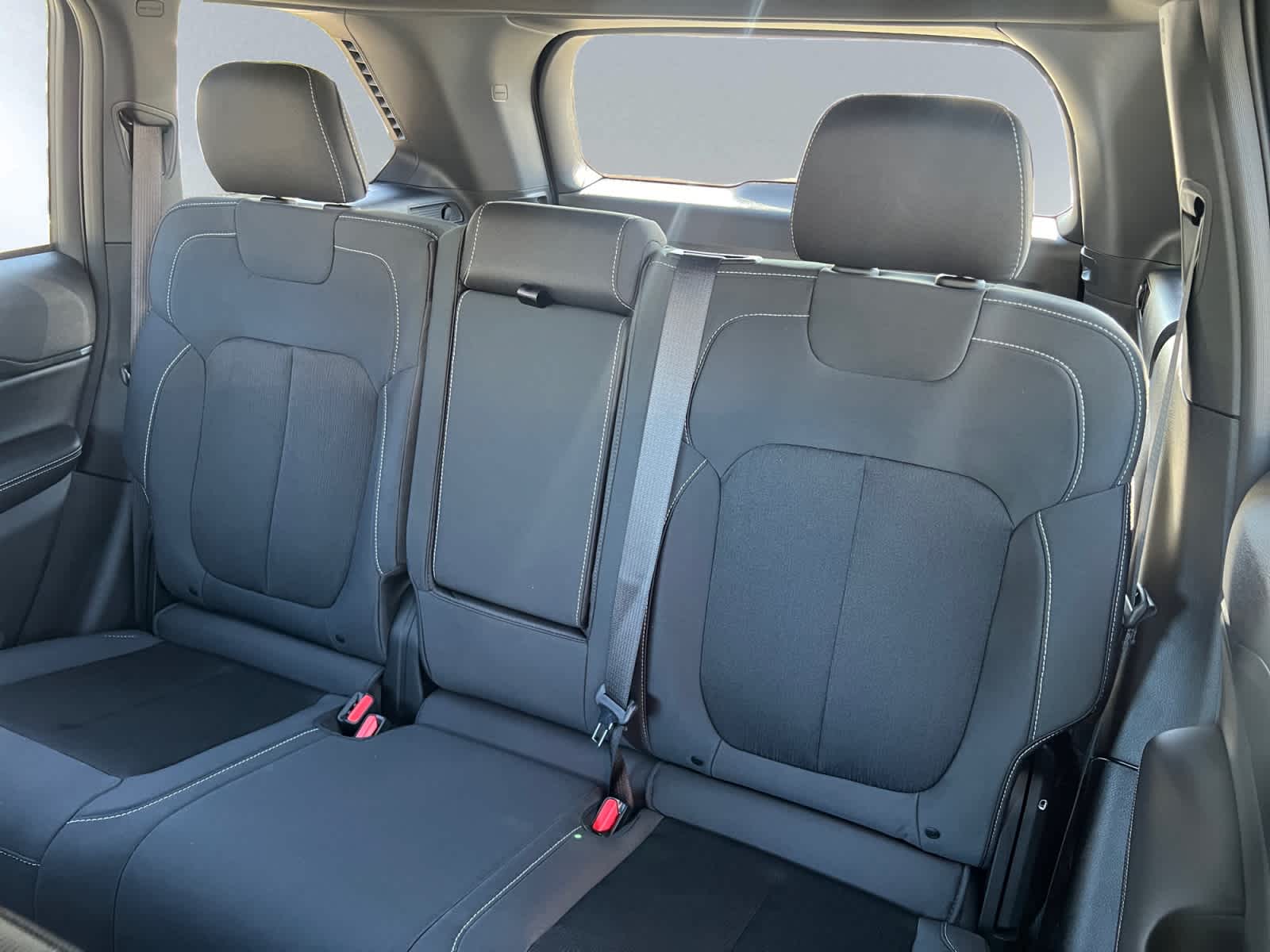 new 2025 Jeep Grand Cherokee car, priced at $38,775