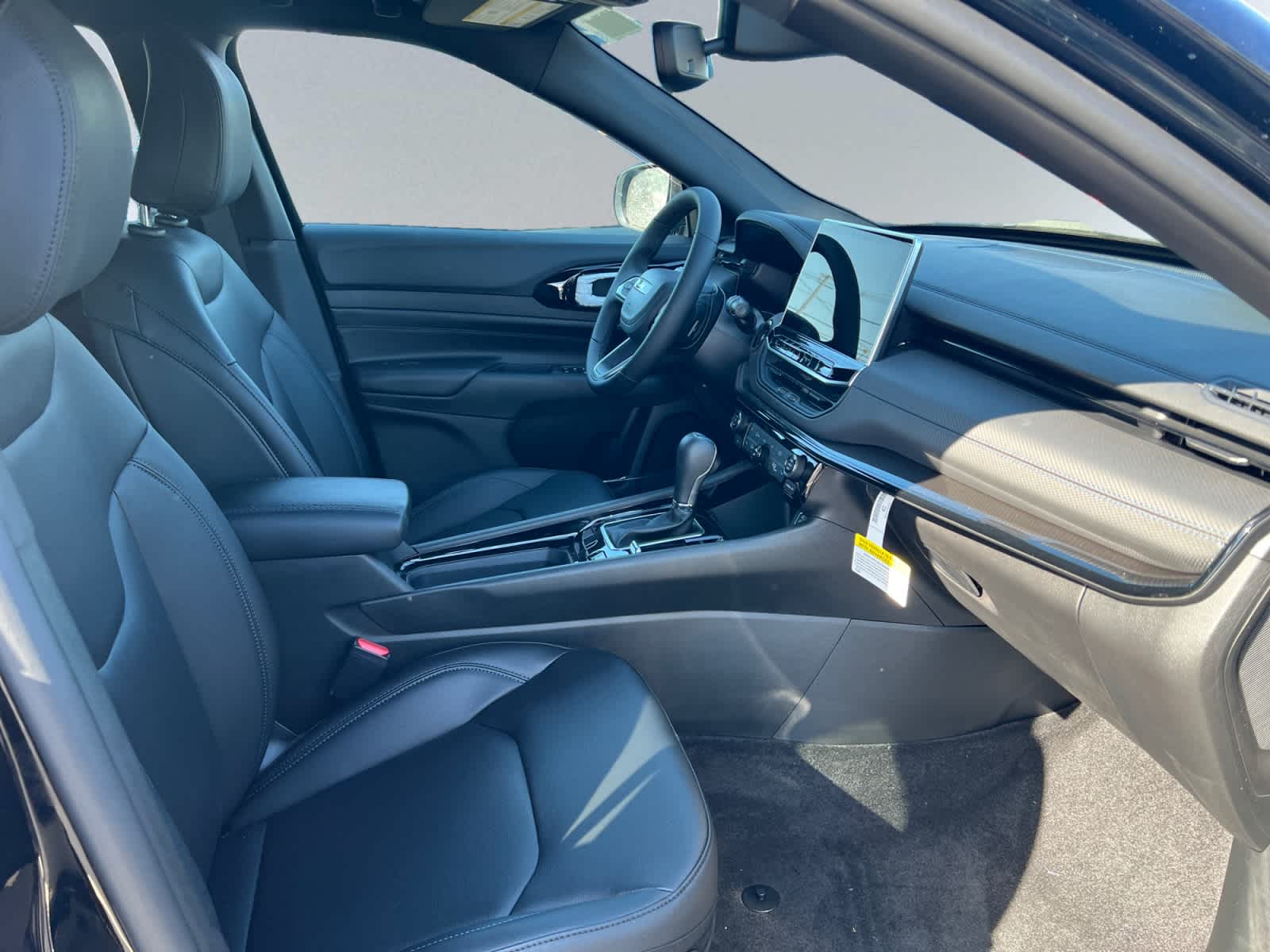 new 2026 Jeep Compass car, priced at $39,995