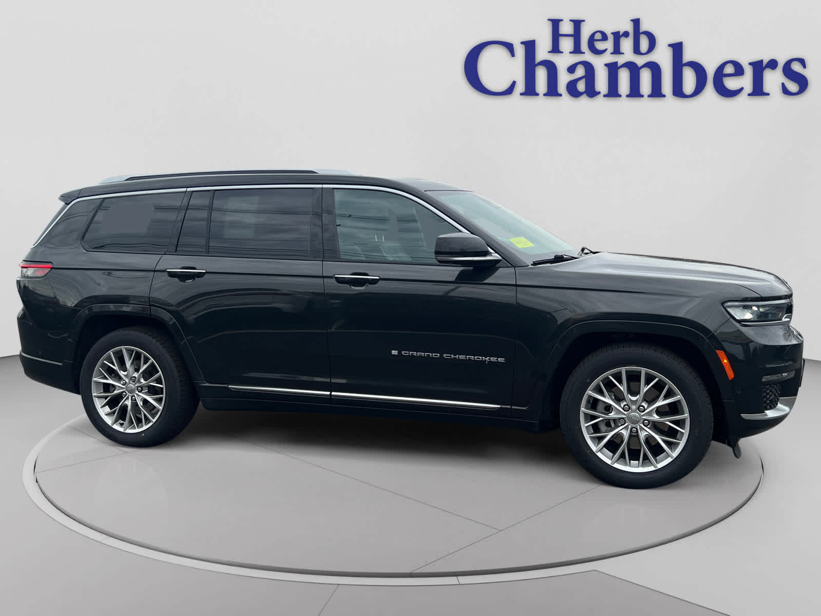 used 2023 Jeep Grand Cherokee car, priced at $39,797