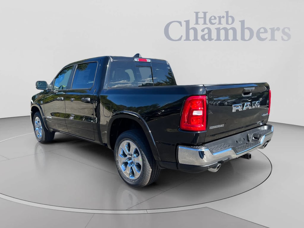 New 2026 Ram 1500 BIG HORN CREW CAB 4X4 5'7 BOX Pickup