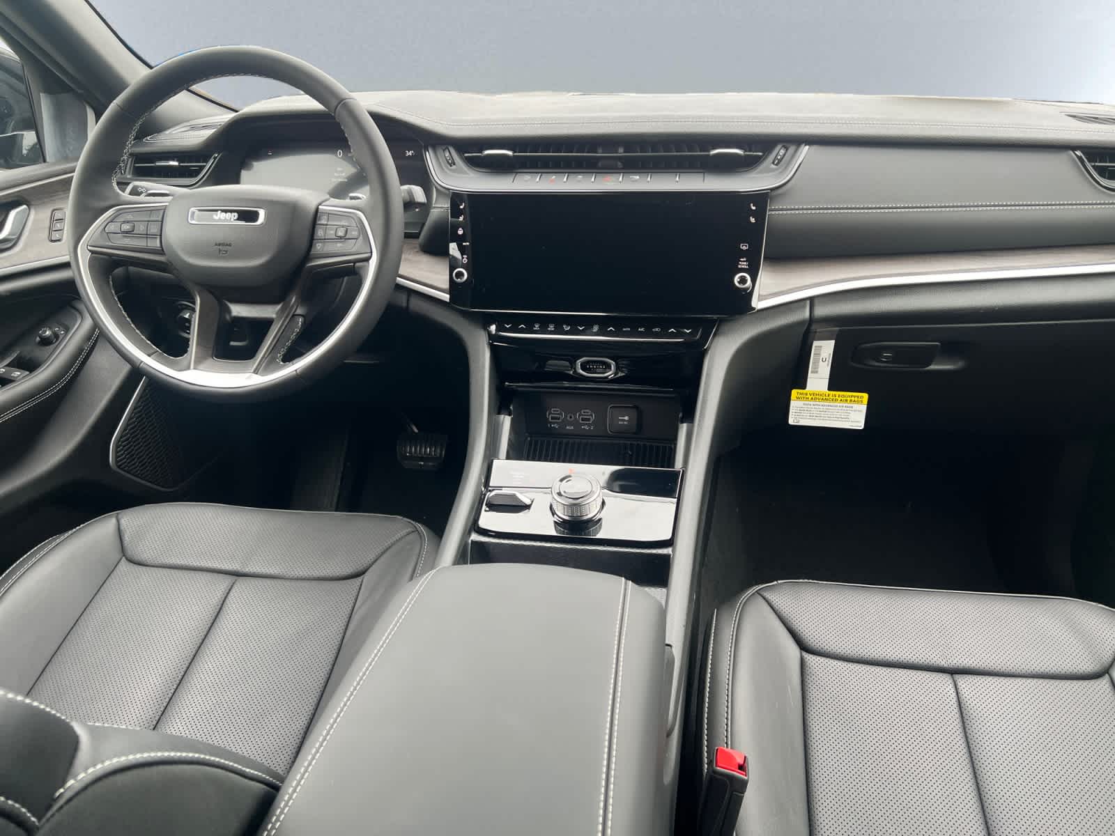 new 2026 Jeep Grand Cherokee car, priced at $53,225