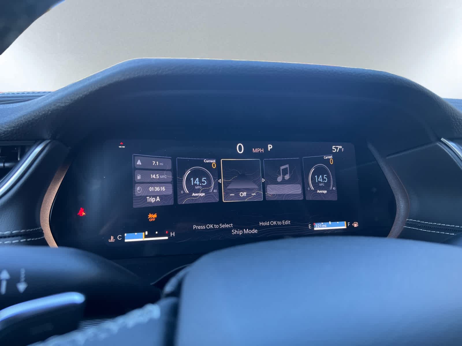 new 2025 Jeep Grand Cherokee car, priced at $45,770