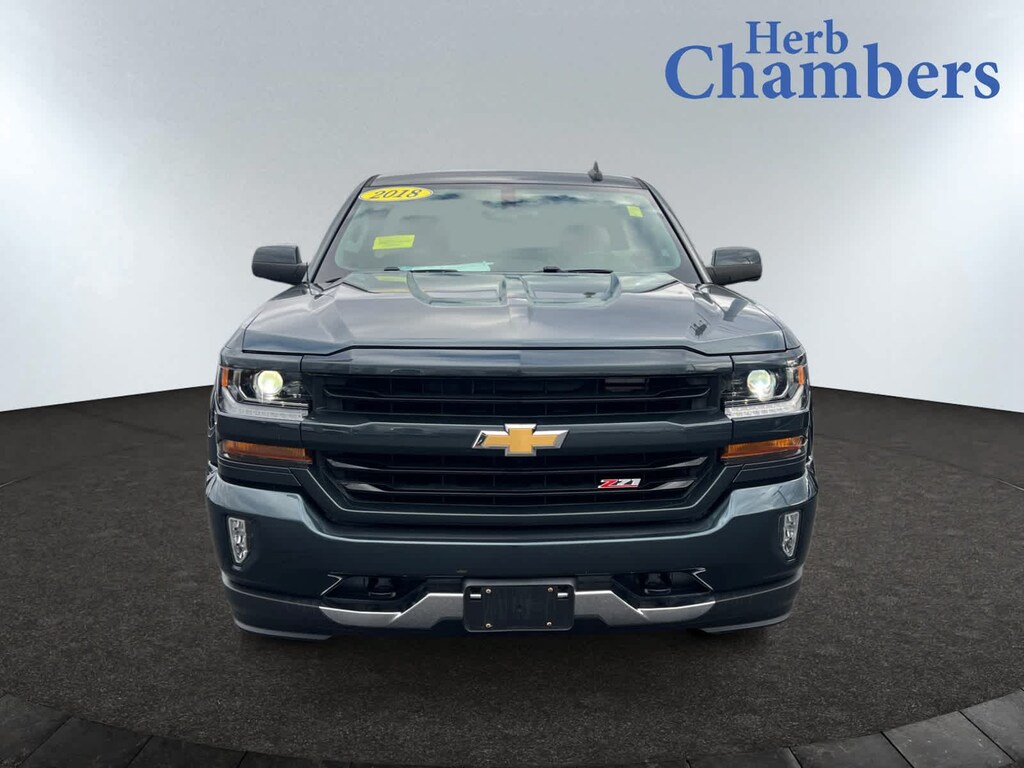 Used 2018 Chevrolet Silverado 1500 LT 4WD Reg Cab 119.0 Truck