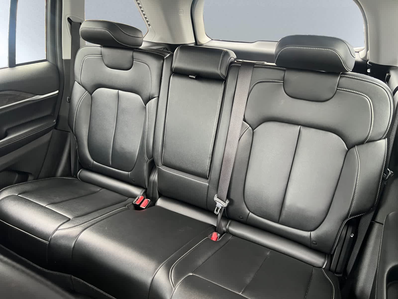 used 2023 Jeep Grand Cherokee car, priced at $34,497