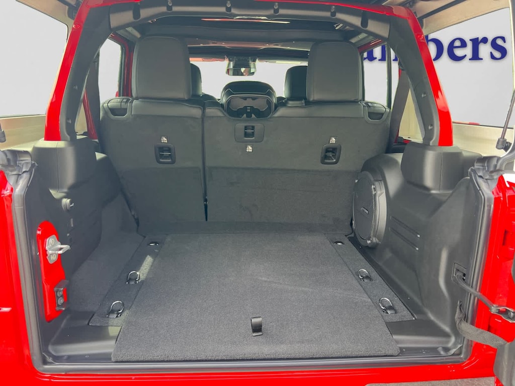 New 2026 Jeep Wrangler 4-DOOR SAHARA Sport Utility