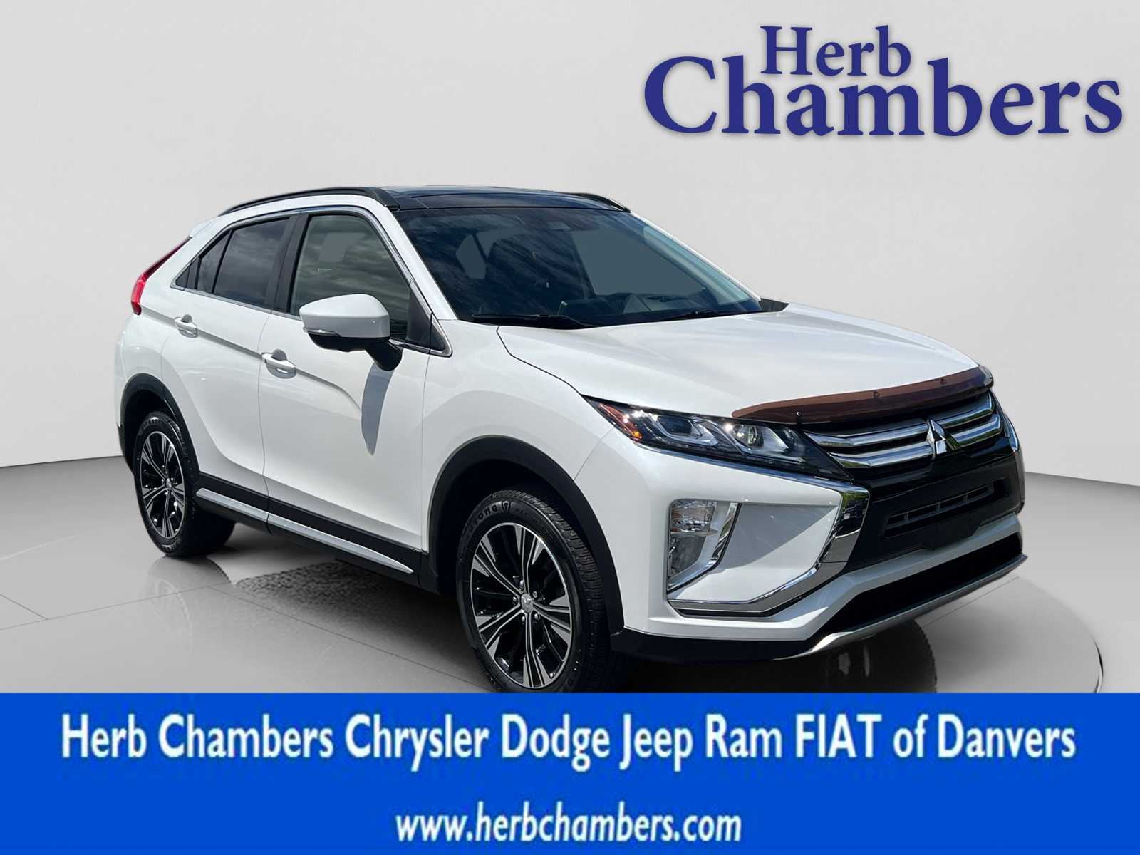 2019 Mitsubishi Eclipse Cross SEL S-AWC's photo