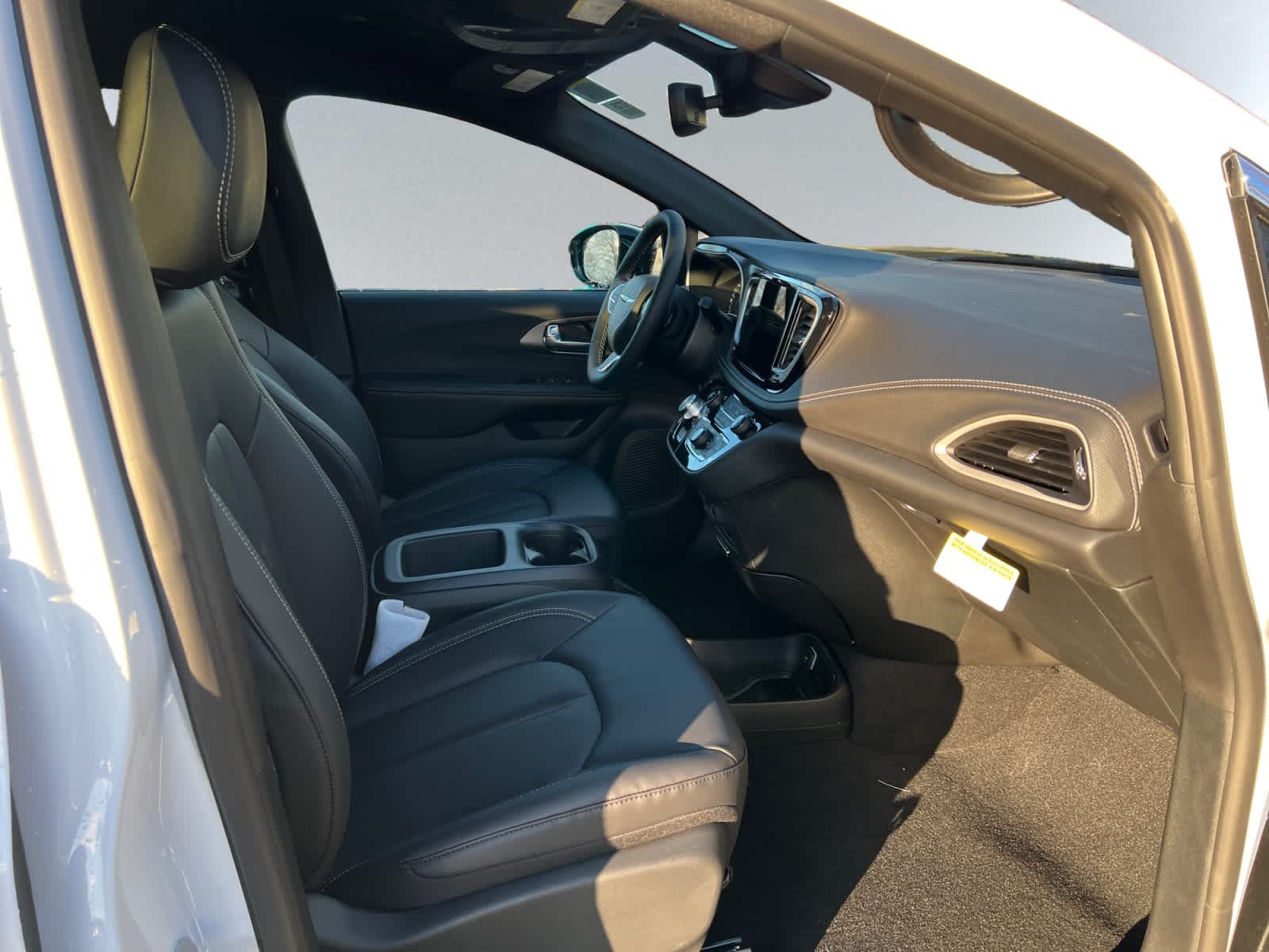 new 2026 Chrysler Pacifica car, priced at $46,335