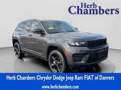 Used 2023 Jeep Grand Cherokee Altitude SUV Danvers MA