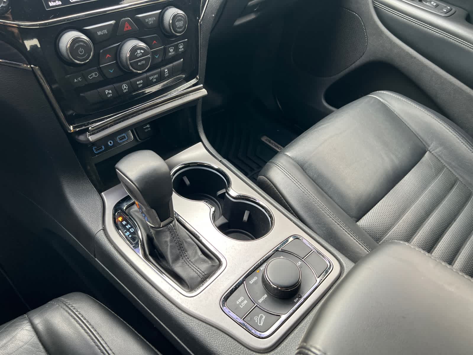 used 2020 Jeep Grand Cherokee car, priced at $25,297