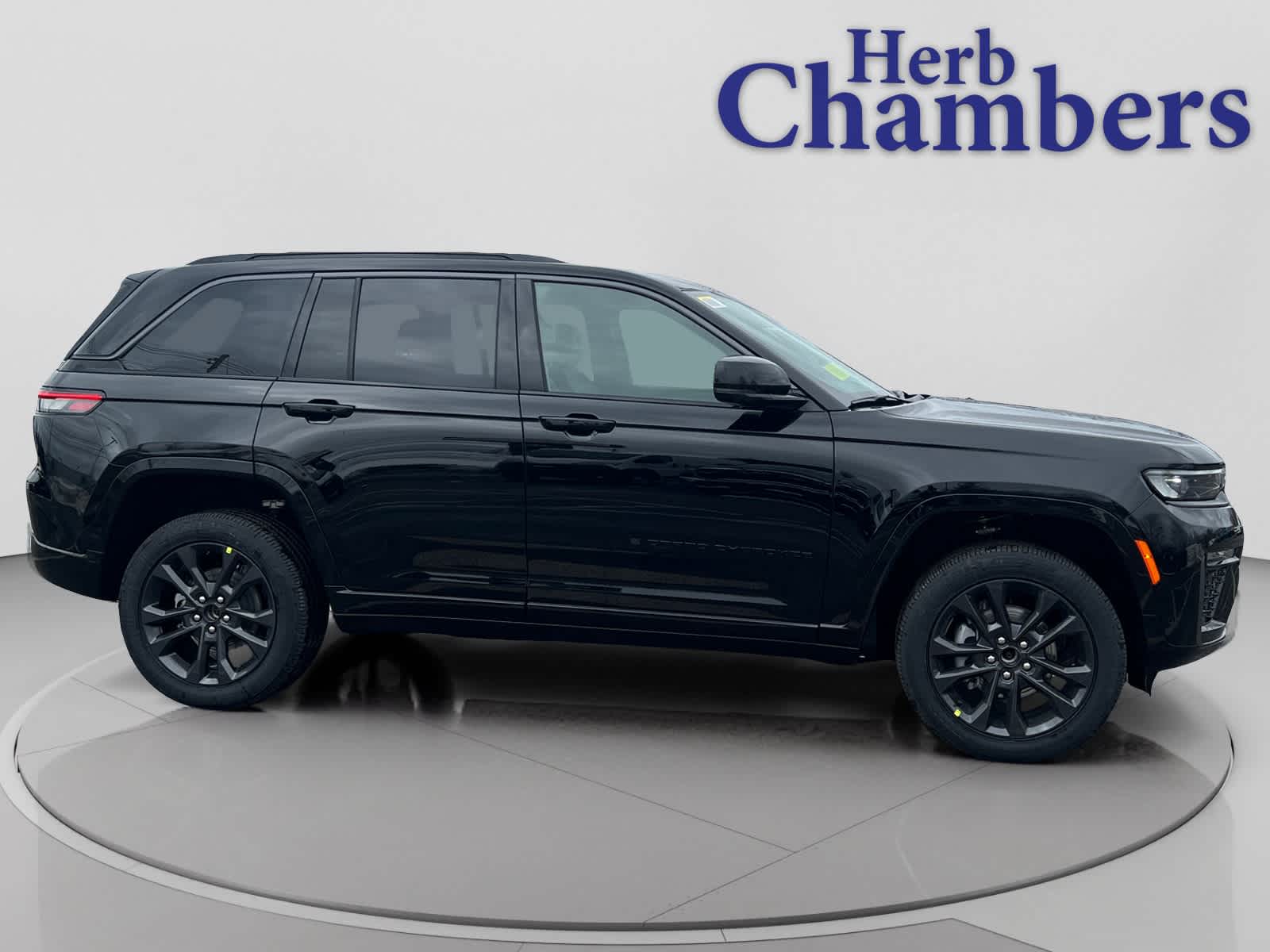 new 2026 Jeep Grand Cherokee car, priced at $53,225