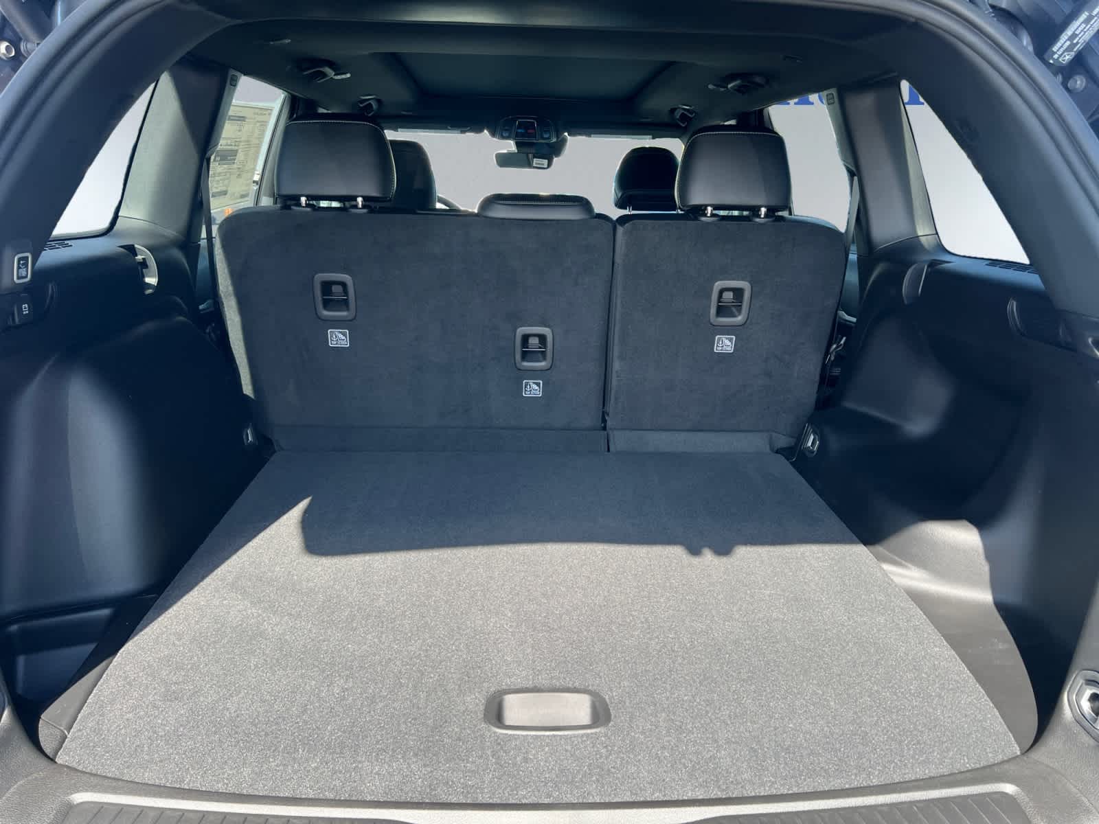 2025 Jeep Grand Cherokee Limited photo 4