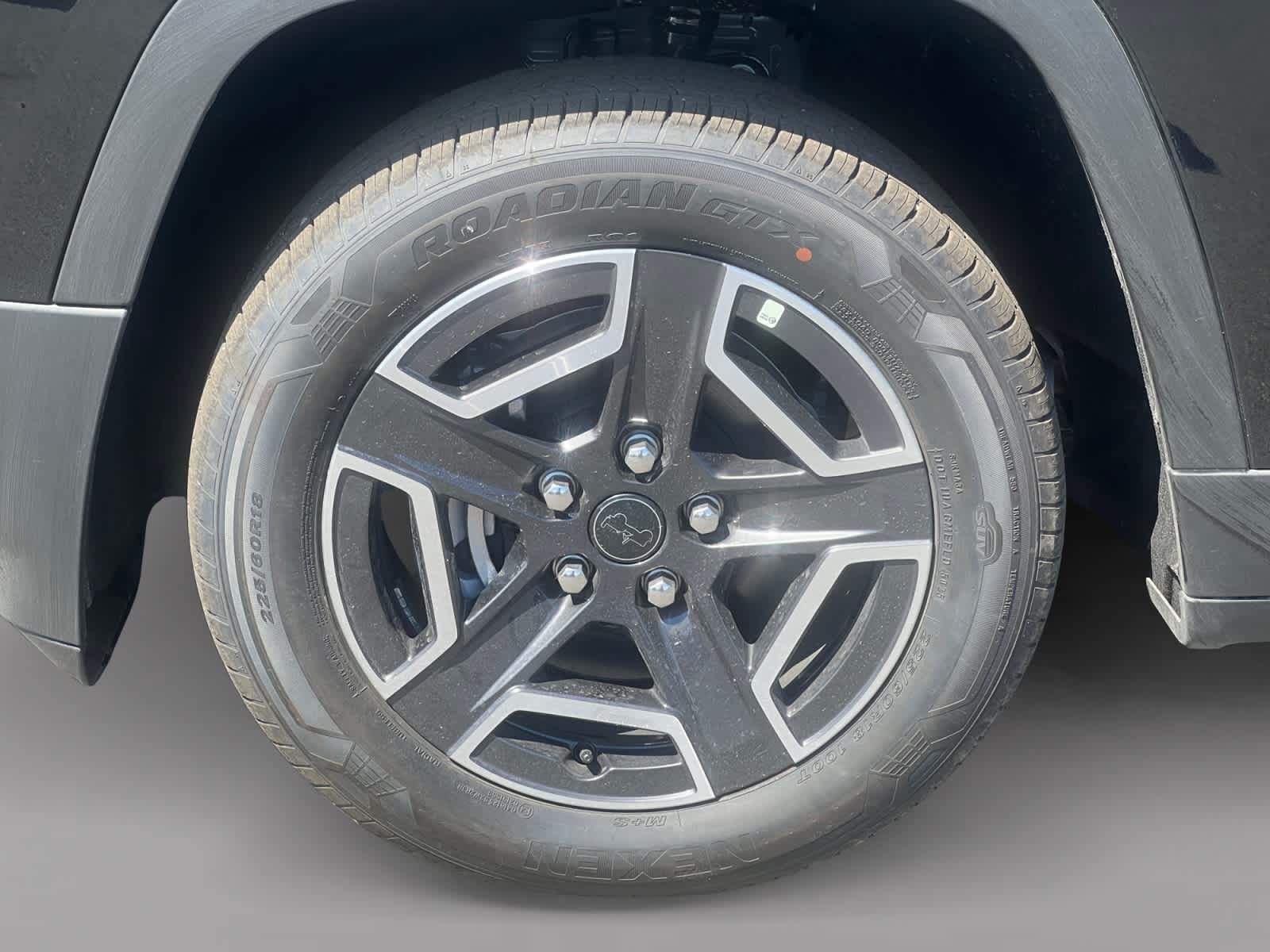 new 2026 Jeep Cherokee car, priced at $42,815