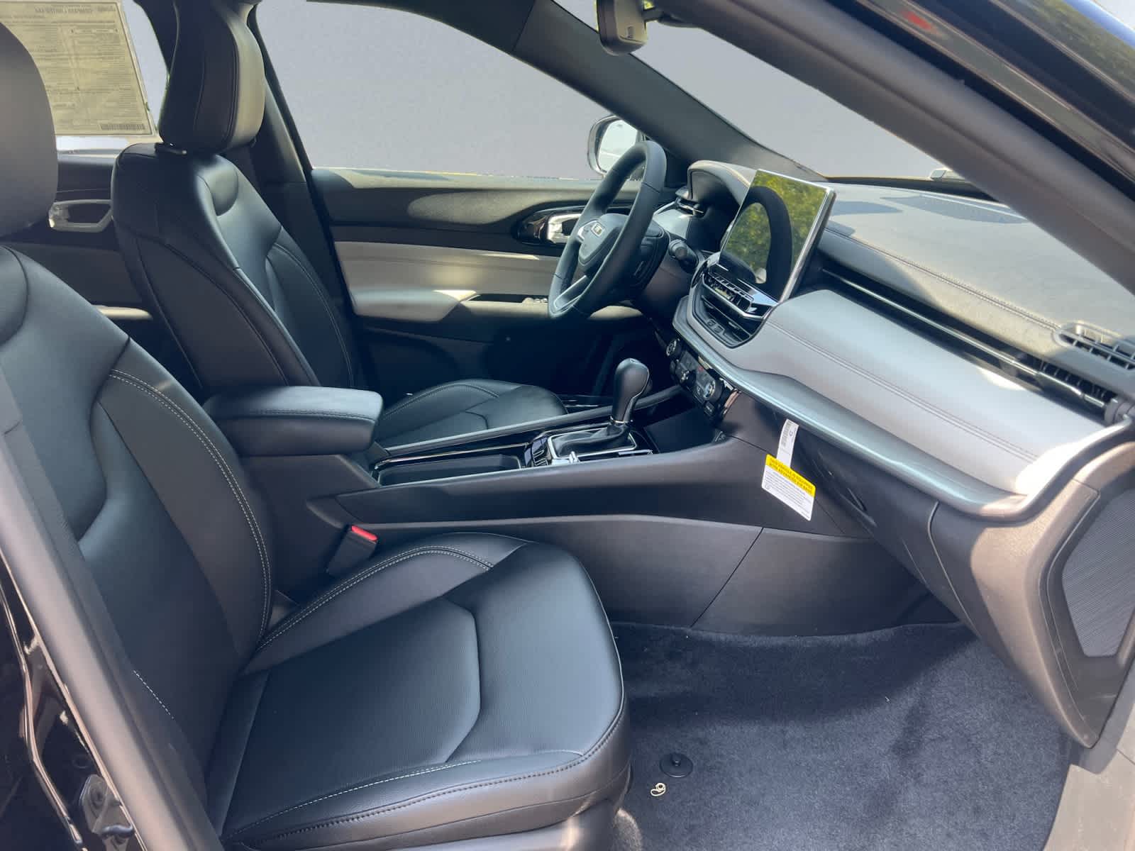 new 2025 Jeep Compass car, priced at $37,260