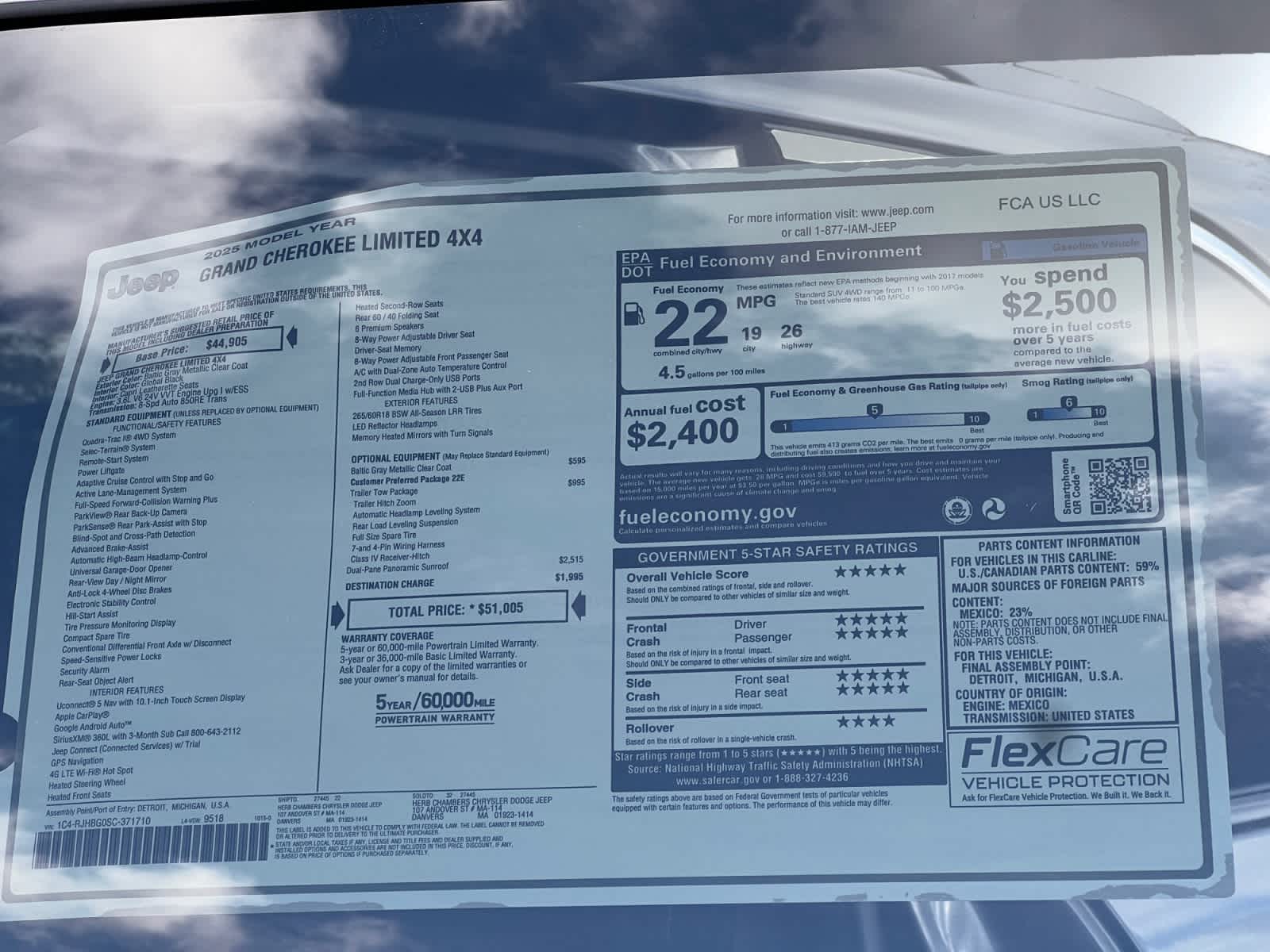 new 2025 Jeep Grand Cherokee car, priced at $47,405