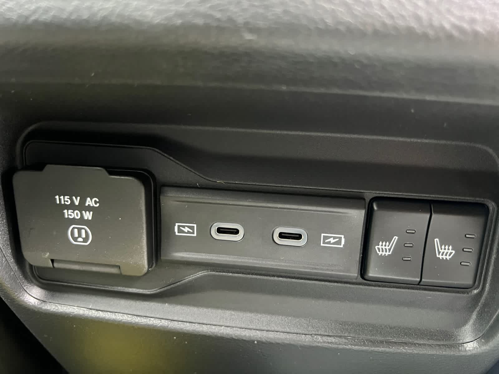 new 2026 Jeep Grand Cherokee car, priced at $49,750