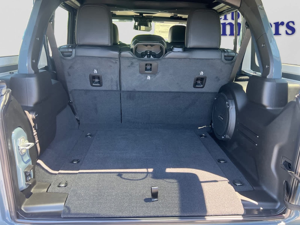 New 2026 Jeep Wrangler 4-DOOR RUBICON X Sport Utility