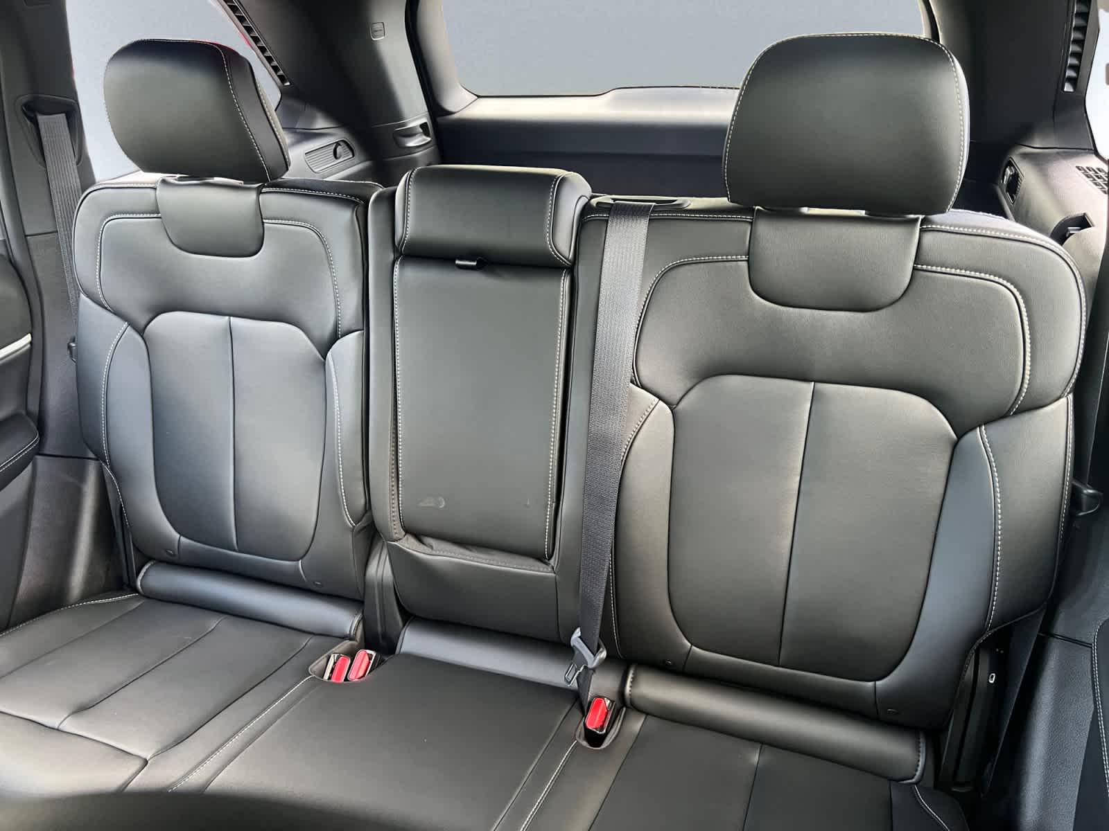 new 2026 Jeep Grand Cherokee car, priced at $45,960