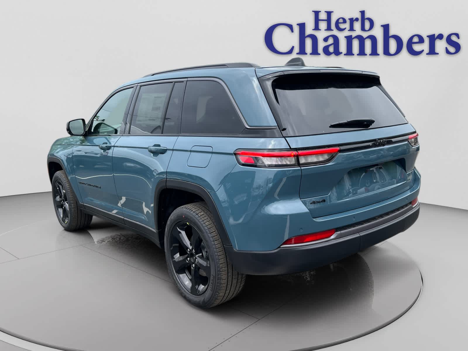 new 2026 Jeep Grand Cherokee car, priced at $51,130
