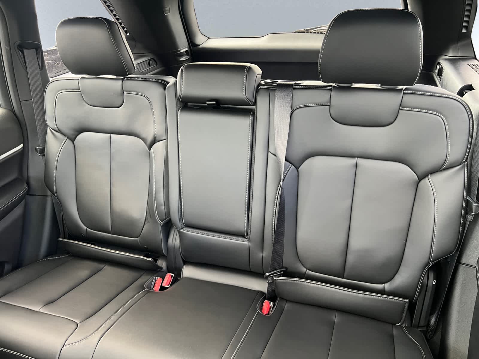 new 2026 Jeep Grand Cherokee car, priced at $49,155