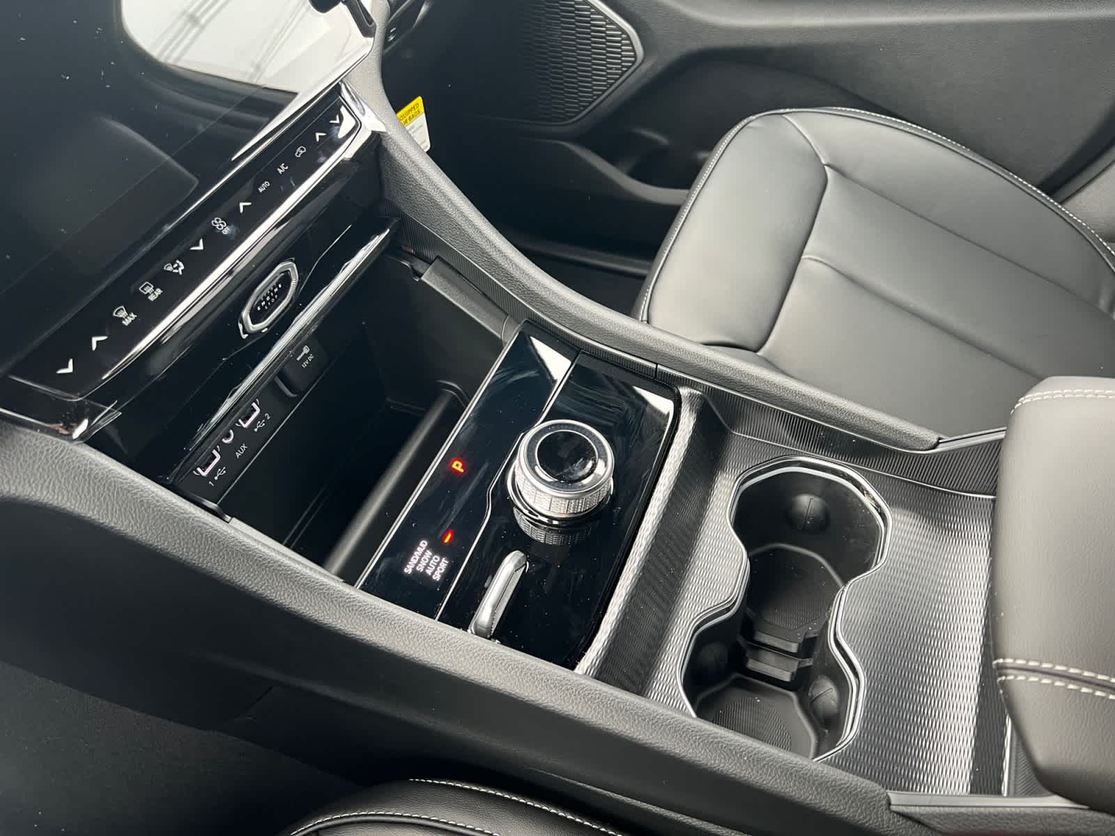 new 2026 Jeep Grand Cherokee car, priced at $51,625