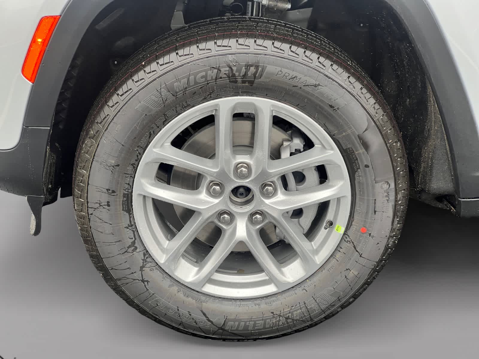 new 2025 Jeep Grand Cherokee car, priced at $39,575