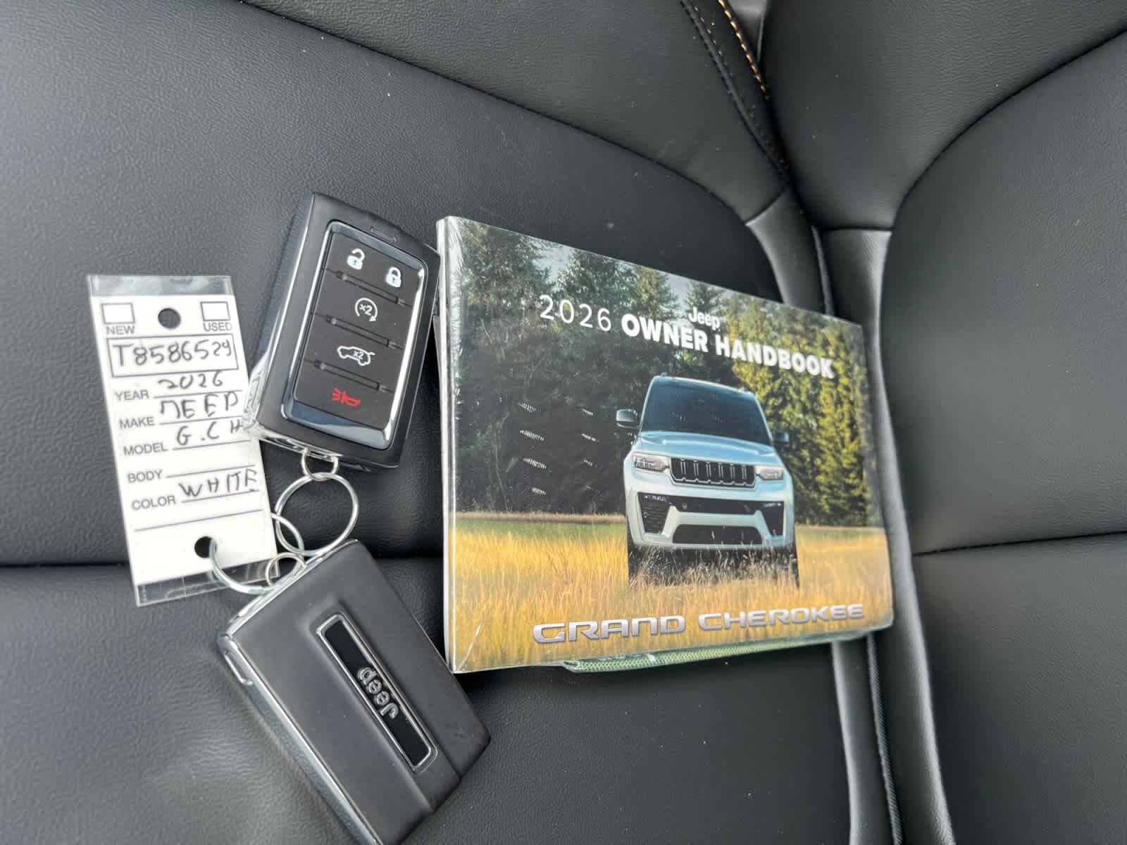 new 2026 Jeep Grand Cherokee car, priced at $51,685