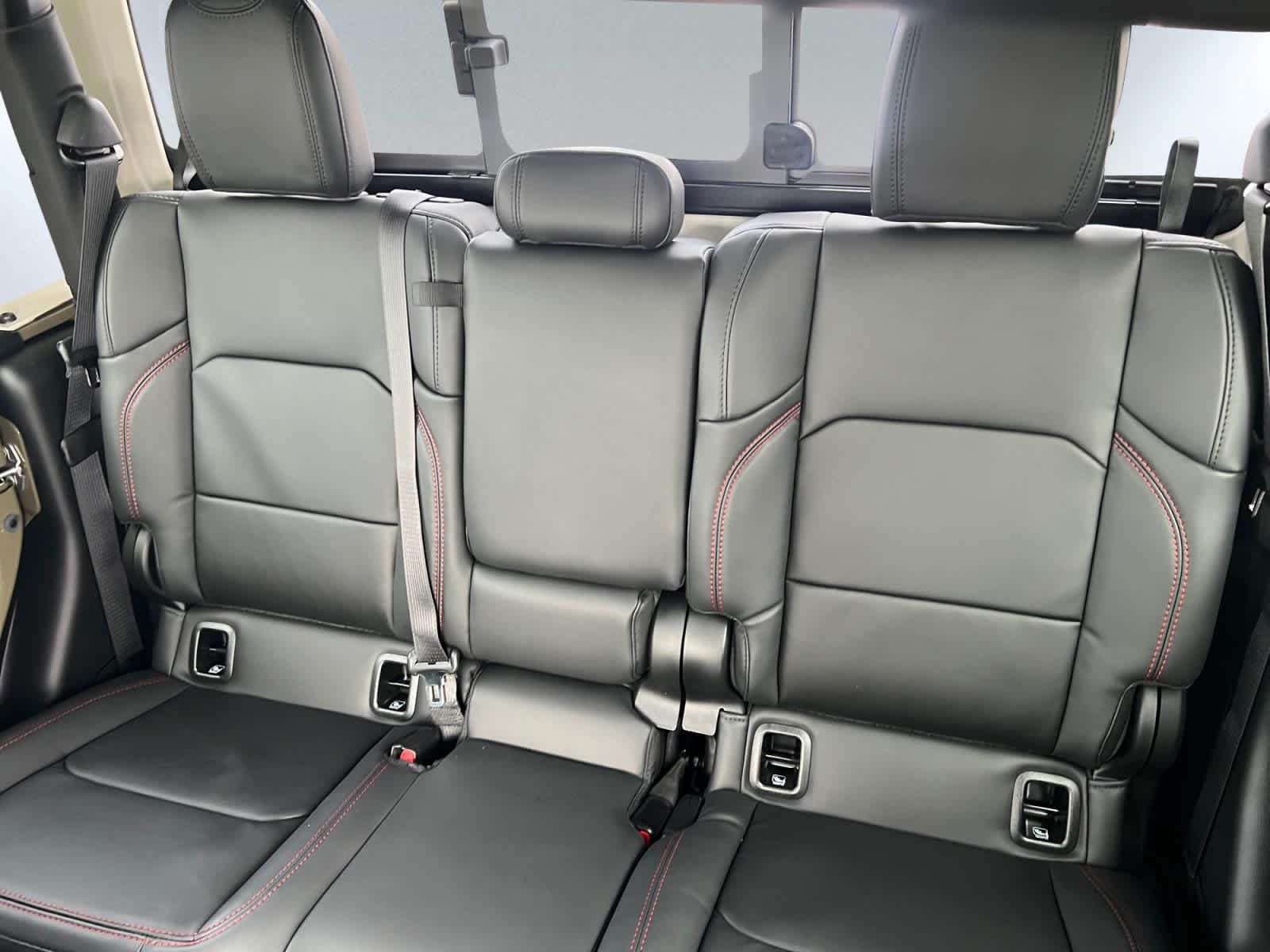 new 2026 Jeep Gladiator car, priced at $65,100