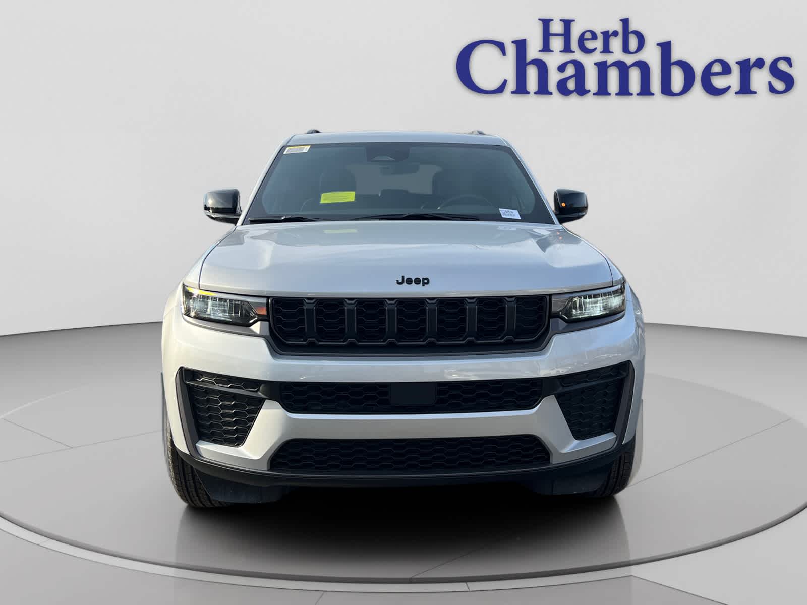 new 2026 Jeep Grand Cherokee car, priced at $48,750