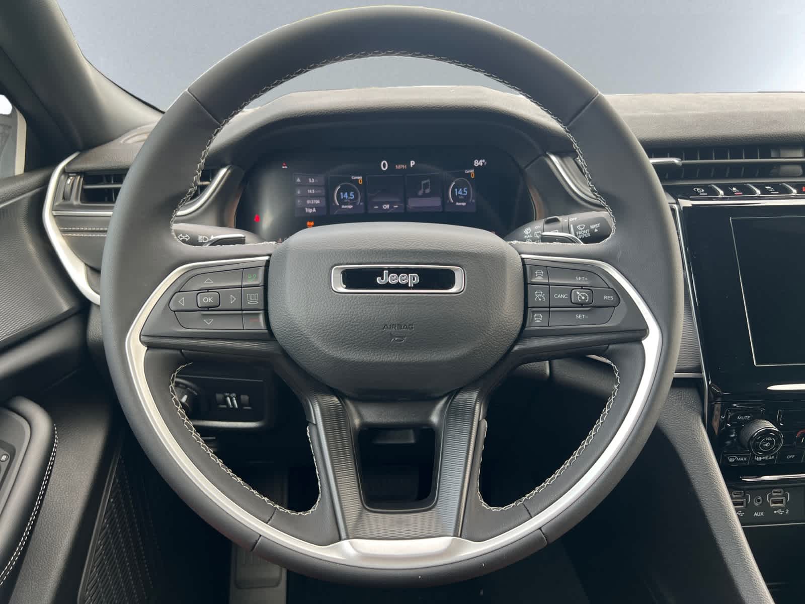 new 2025 Jeep Grand Cherokee car, priced at $39,770