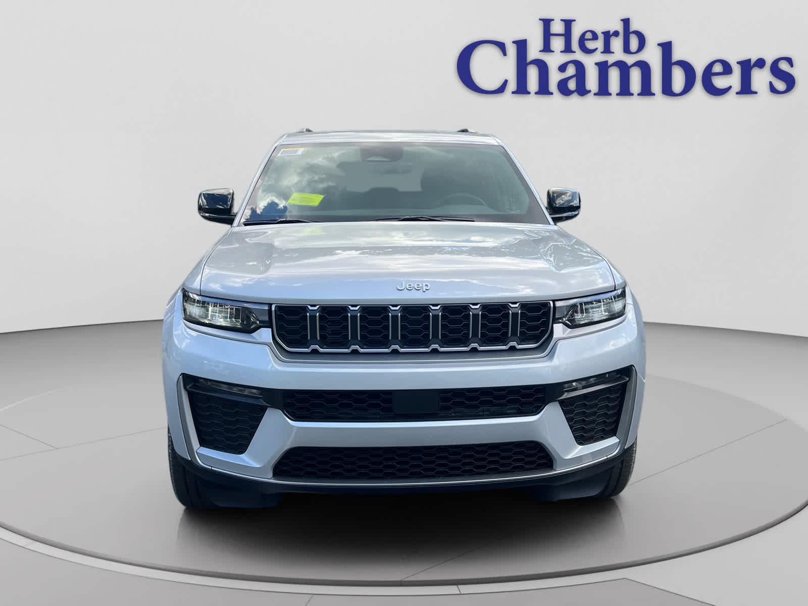 new 2026 Jeep Grand Cherokee car, priced at $45,960