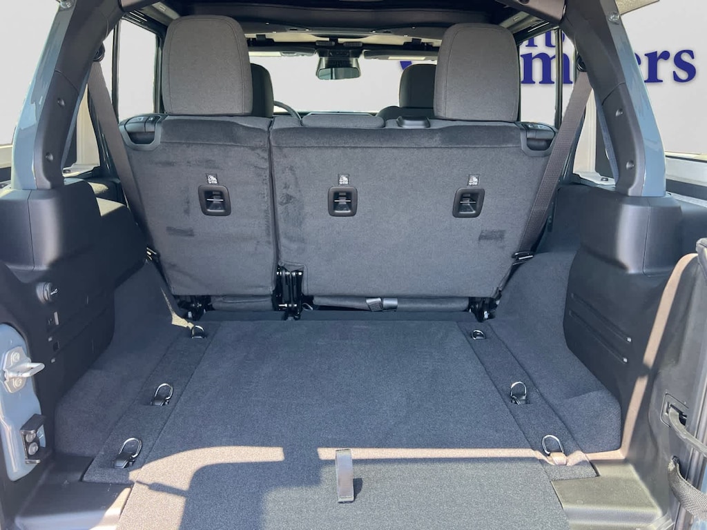 New 2026 Jeep Wrangler 4-DOOR SPORT S Sport Utility