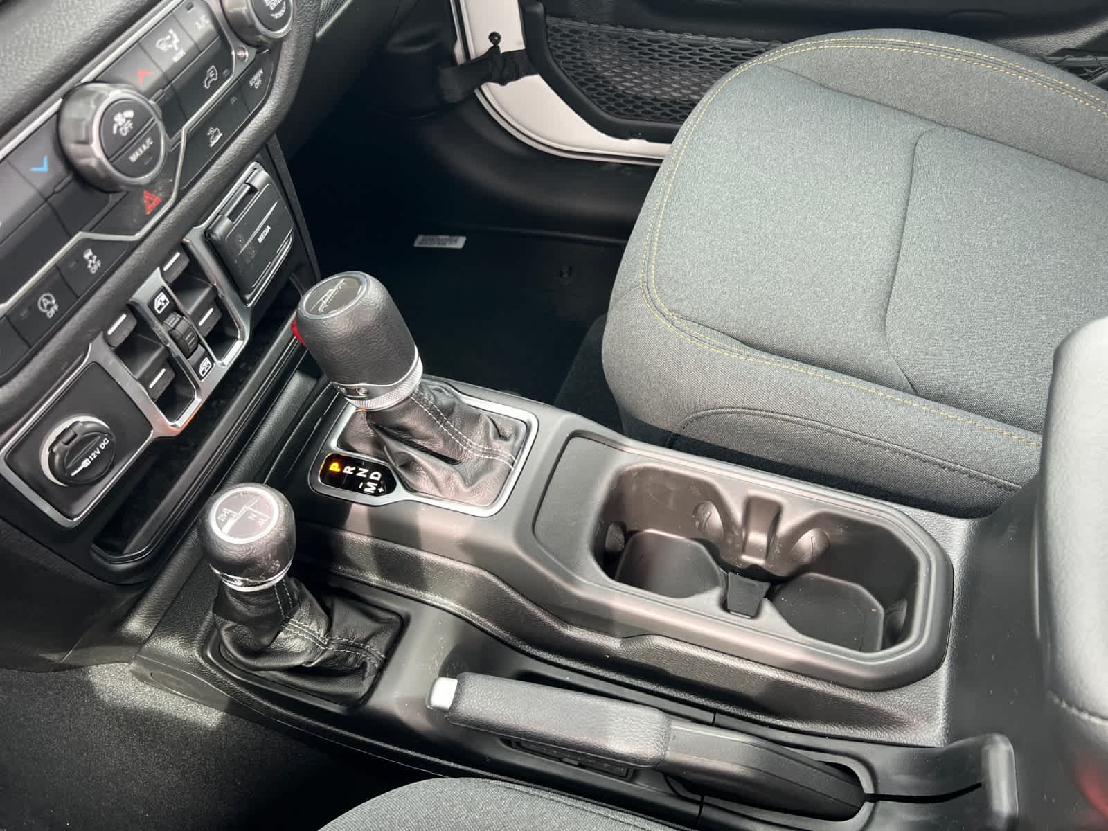 new 2026 Jeep Gladiator car, priced at $41,715