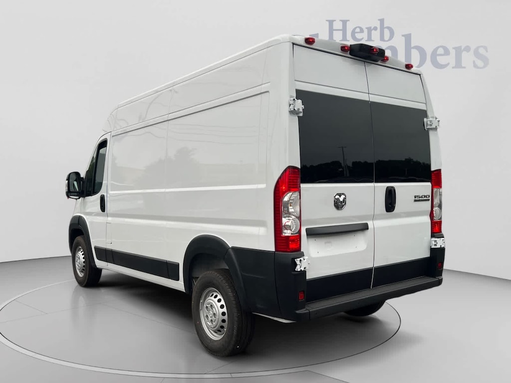 New 2026 Ram ProMaster PROMASTER 1500 TRADESMAN CARGO VAN HIGH ROOF 136' Cargo Van
