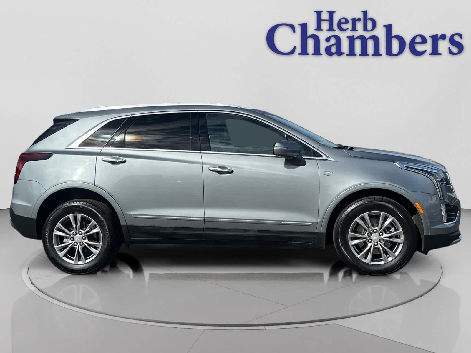 used 2023 Cadillac XT5 car, priced at $32,497