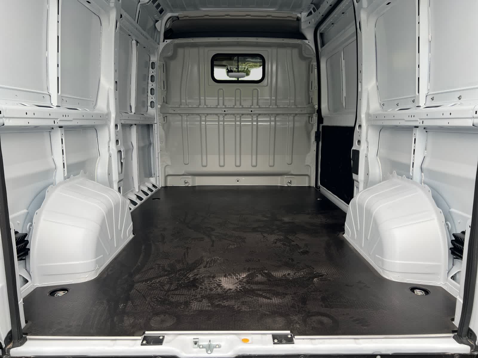 New 2026 Ram ProMaster PROMASTER 1500 TRADESMAN CARGO VAN HIGH ROOF 136' Cargo Van