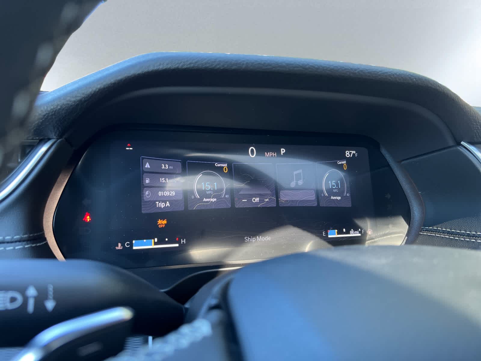 new 2025 Jeep Grand Cherokee car, priced at $38,775