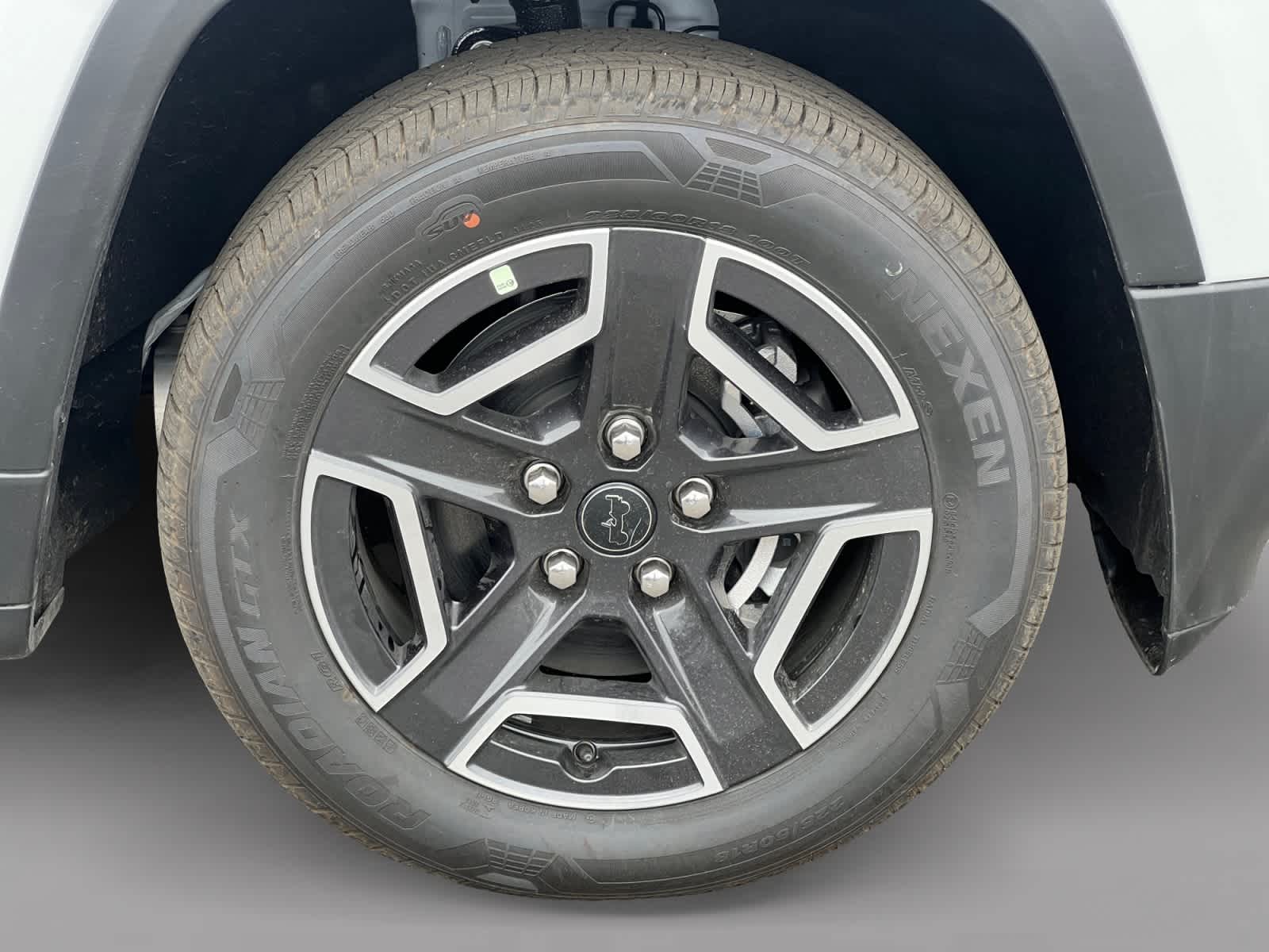 new 2026 Jeep Cherokee car, priced at $43,815
