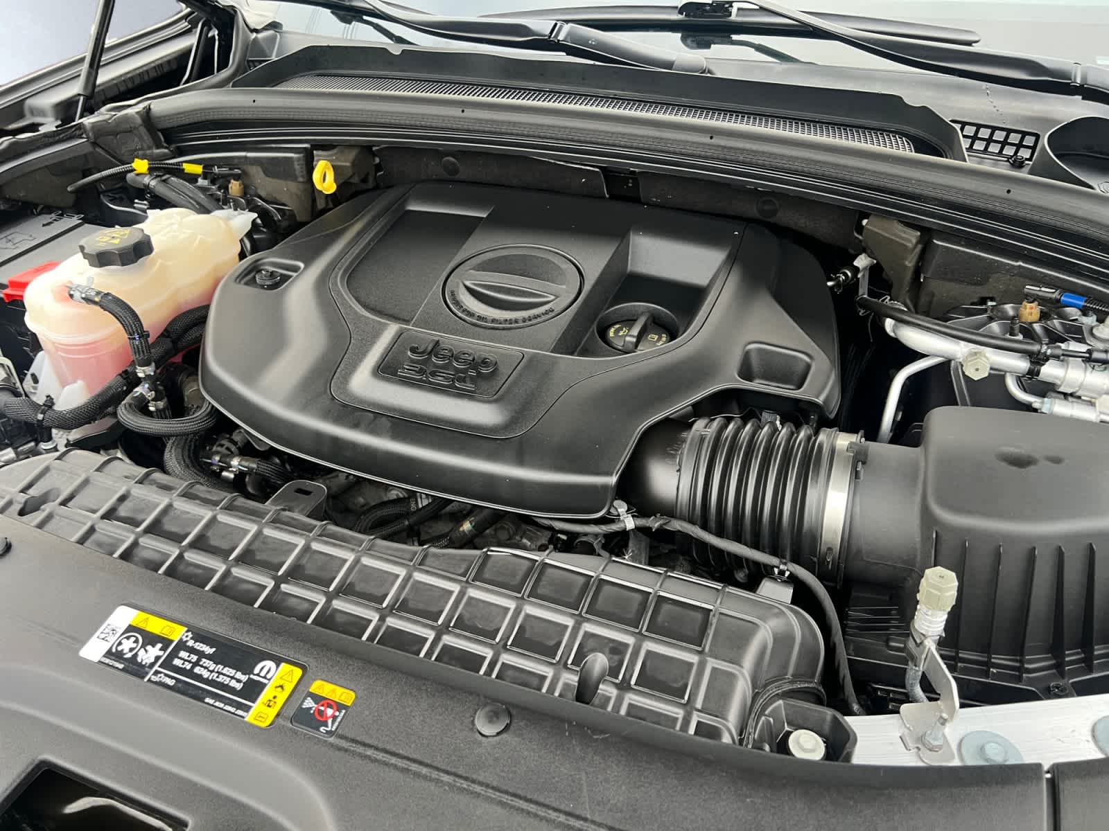 used 2023 Jeep Grand Cherokee car, priced at $38,997