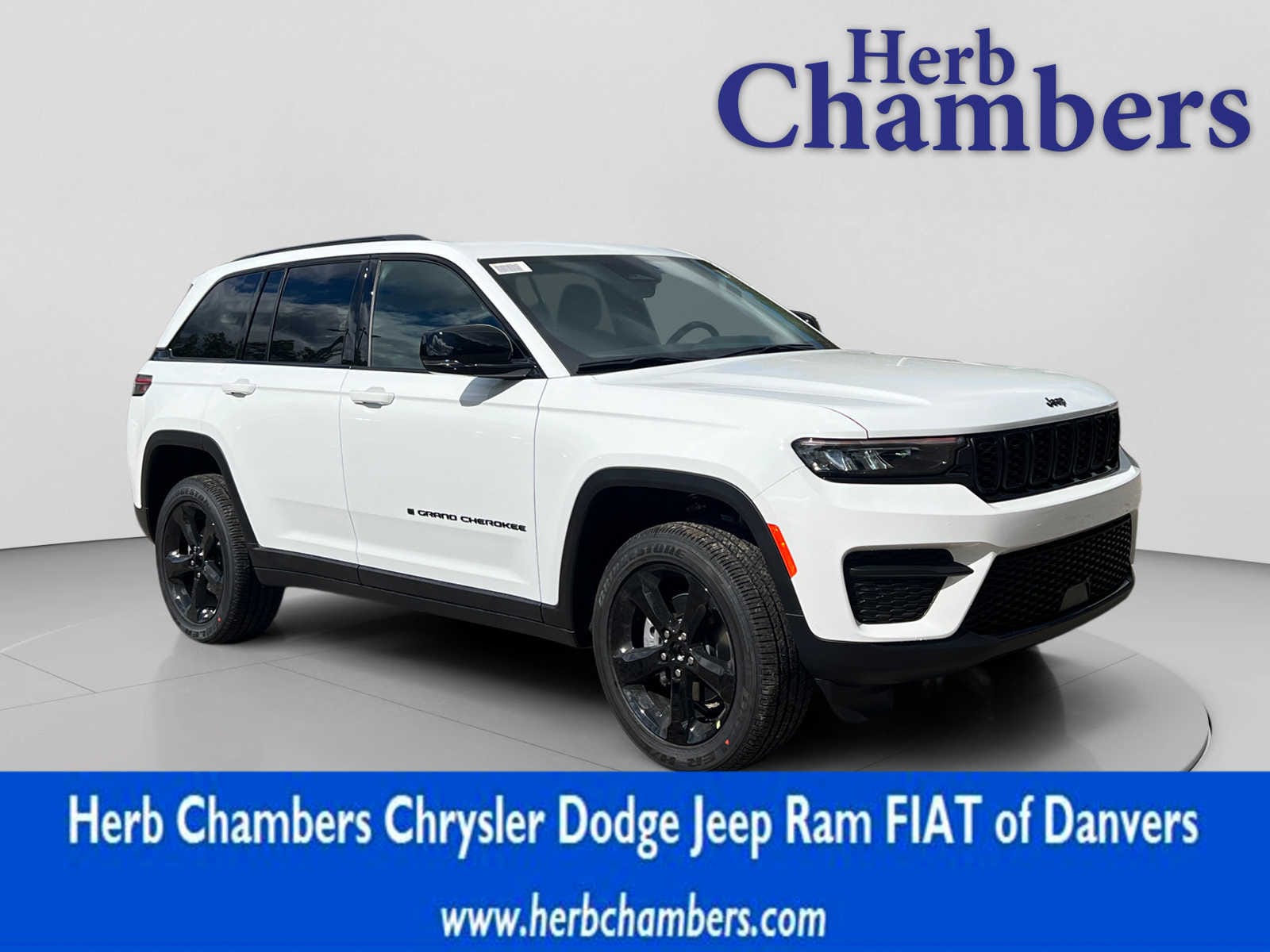 2025 Jeep Grand Cherokee Altitude's photo