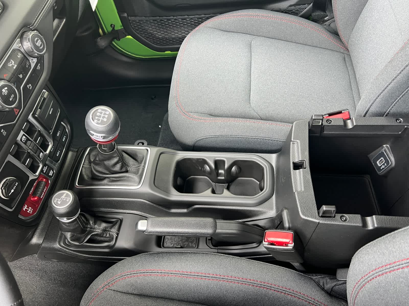 new 2025 Jeep Wrangler car, priced at $54,605