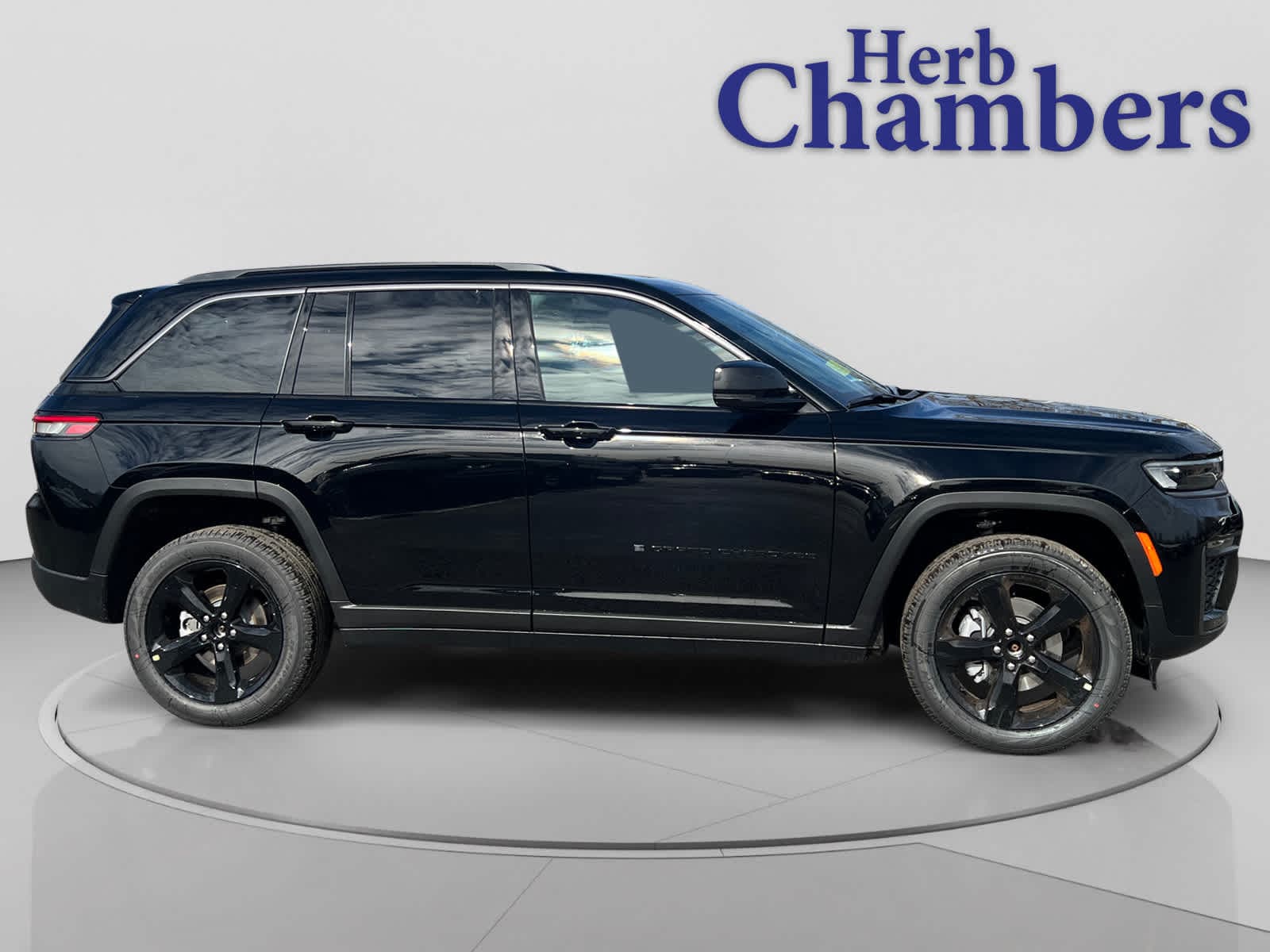 new 2026 Jeep Grand Cherokee car, priced at $51,225