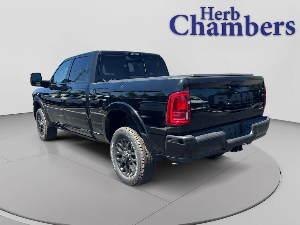 New 2026 Ram 2500 LIMITED CREW CAB 4X4 6'4 BOX Pickup