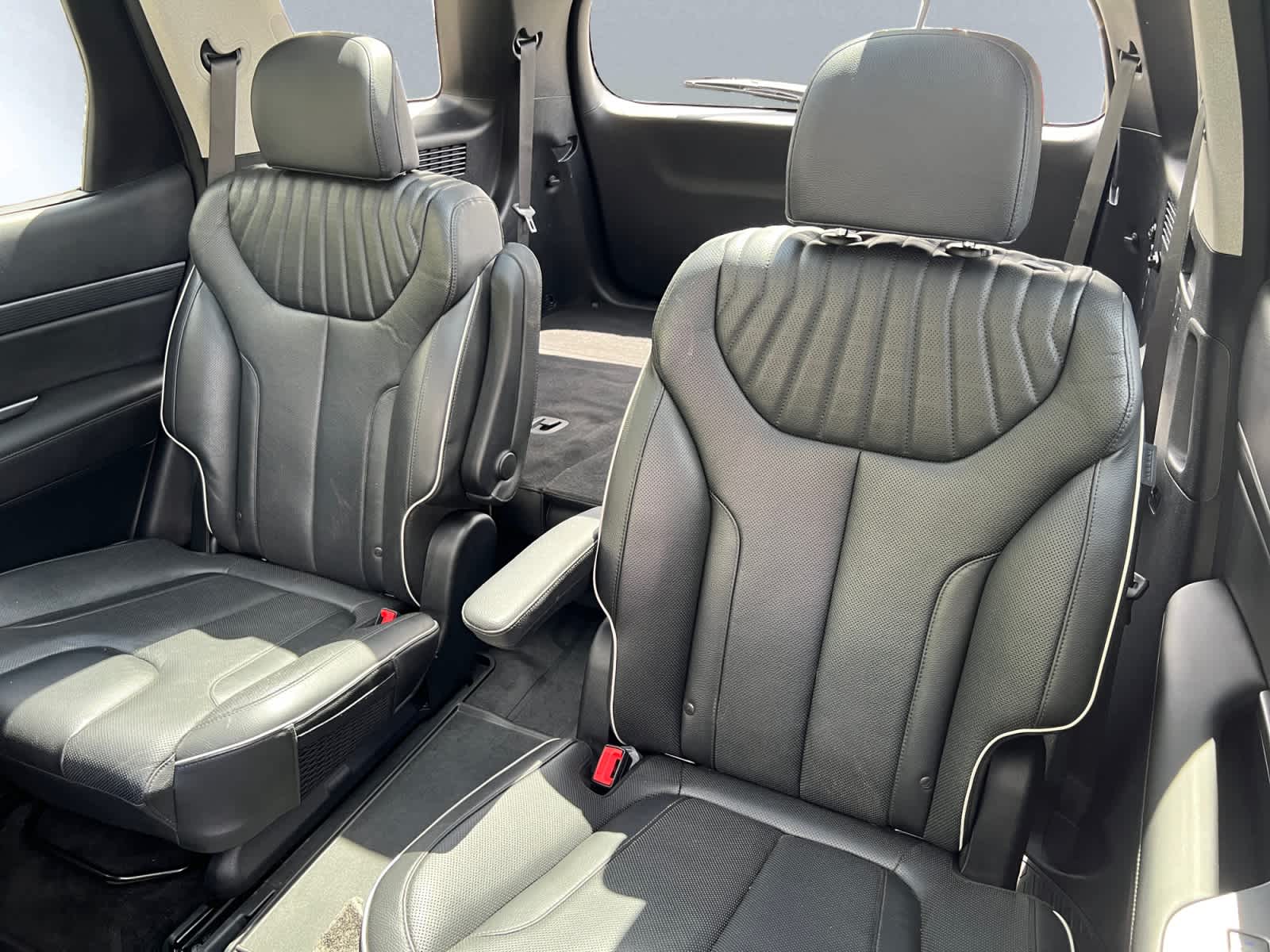 used 2024 Hyundai Palisade car, priced at $37,997