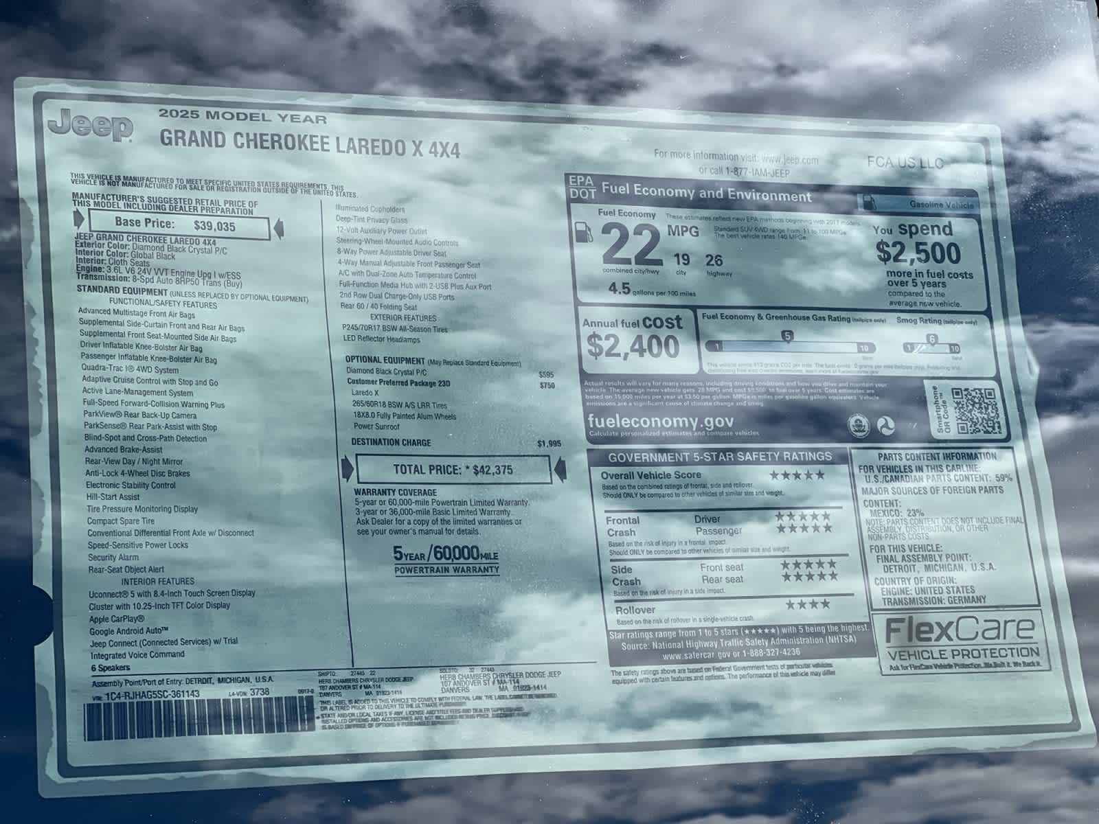 new 2025 Jeep Grand Cherokee car, priced at $38,775