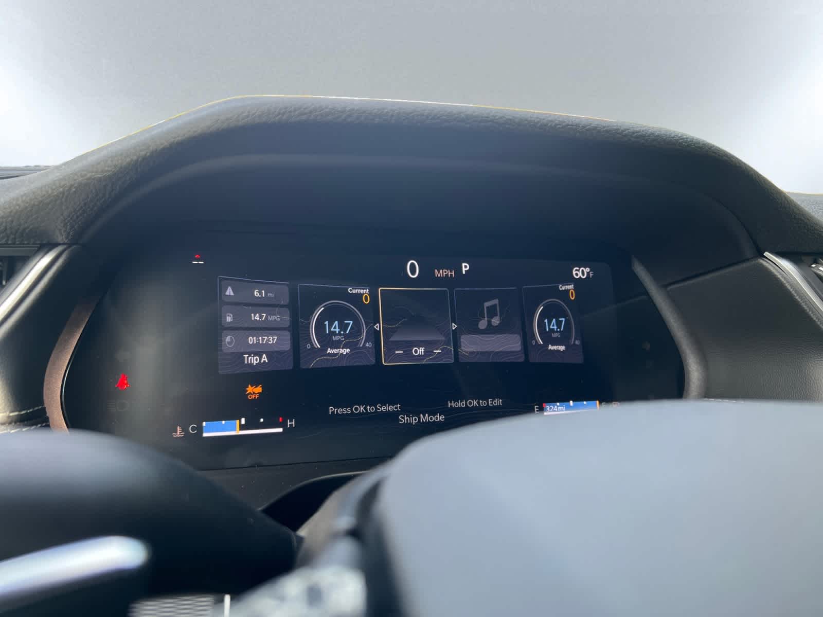 new 2025 Jeep Grand Cherokee car, priced at $38,775