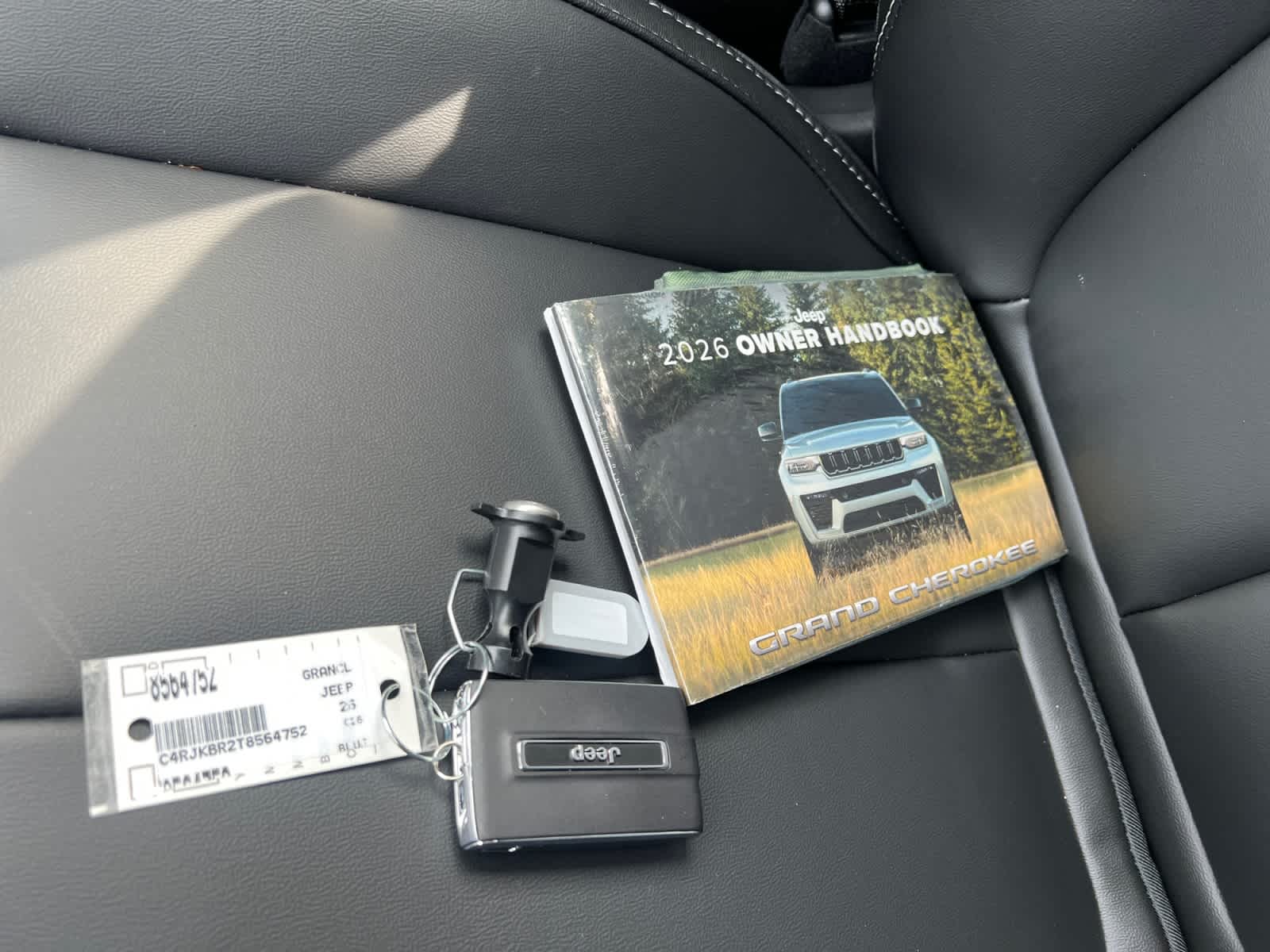 new 2026 Jeep Grand Cherokee car, priced at $52,630